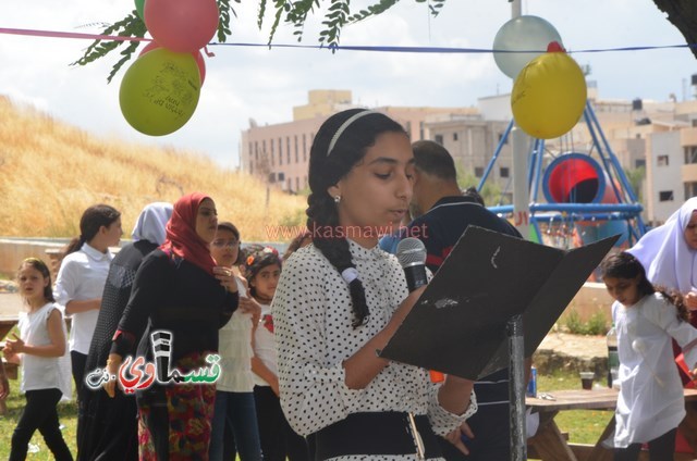 كفرقاسم- فيديو: الرئيس عادل بدير  الأوائل الدينية النواة الاولى لشيخنا المرحوم المؤسس وصرح تعليمي نفتخر به وتخريج فوج اخر في كرنفال ابداعي جمع الطلاب والأهالي